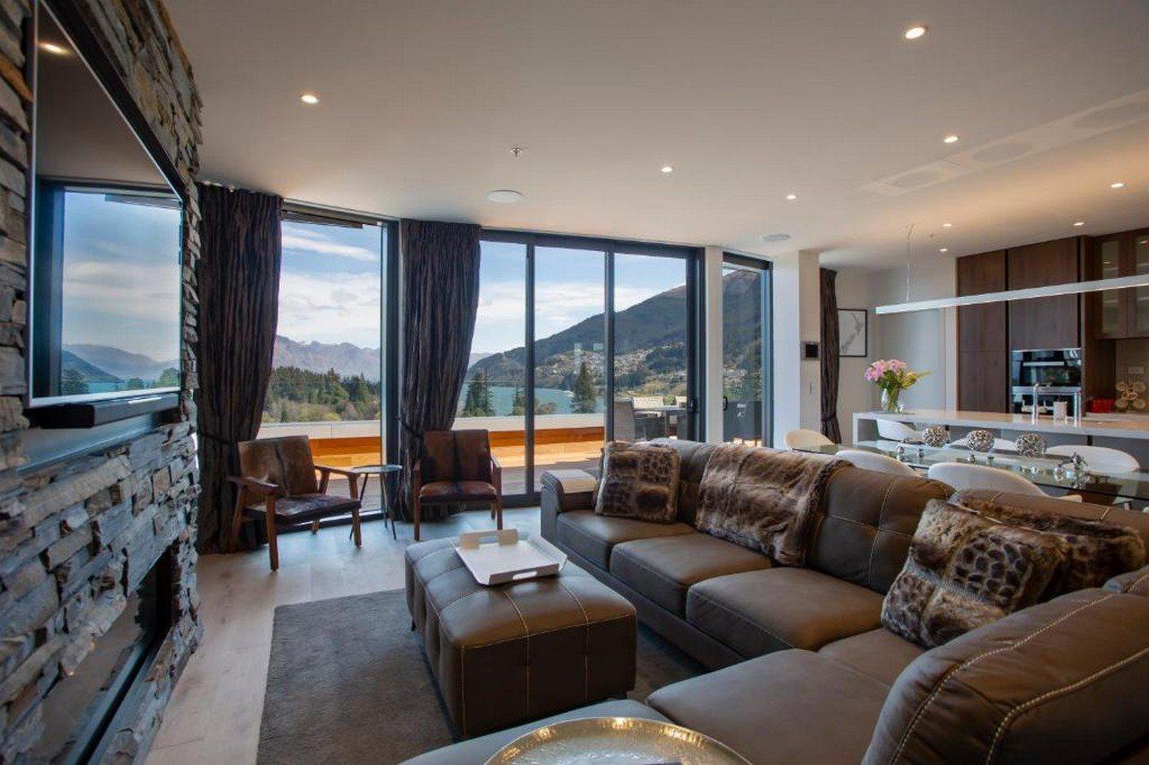 Ramada By Wyndham Queenstown Central Buitenkant foto